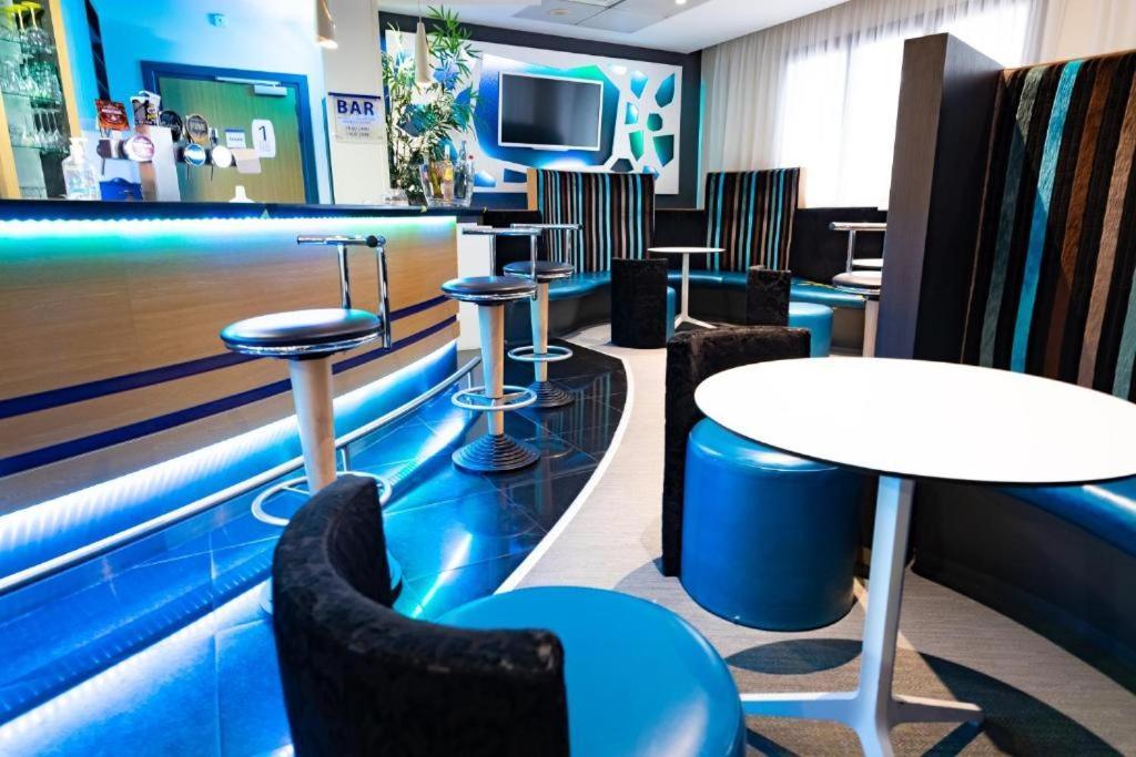 Eiffel Citea Access Dayroom Espace Paris Sans Nuitee Et Chambre Partagee Chatillon Nuitee -- Repos Journee Ou Espace Travail 8-19H Proche Tour Eiffel Ou Usage Bureau A L'Heure En Journee -- Nuitee Chatillon Avenue Париж Экстерьер фото